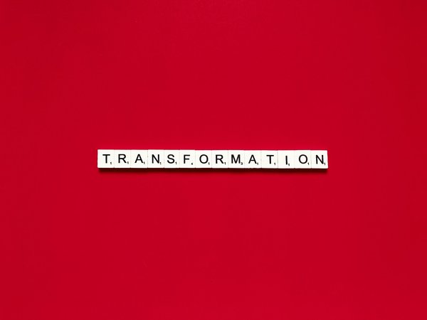 Comment transformer une ancienne grange en espace d'exposition d'art ?